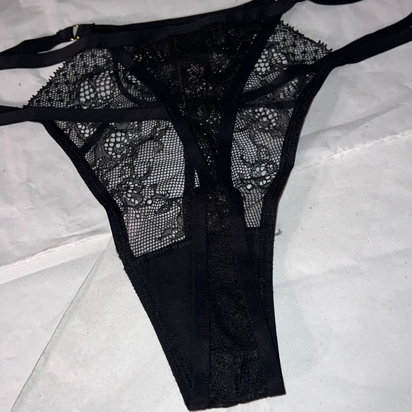 Victoria's Secret Strappy THONG Panty XL - Picture 11 of 12